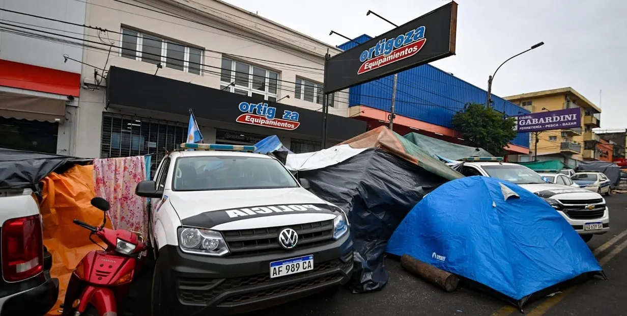 BXQ7oAVNI_1256x620__2